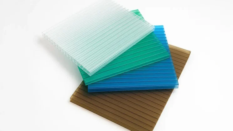 Как выбрать сотовый поликарбонат для теплицы — толщина, цвет, срок службы